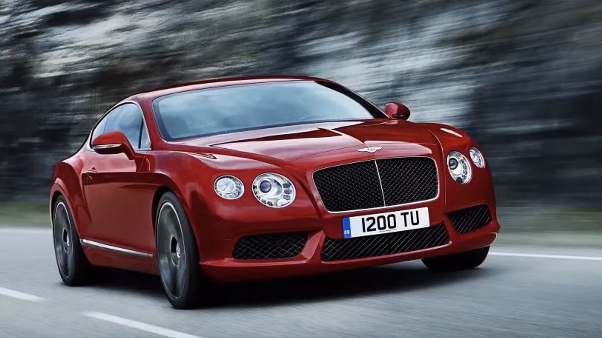 Cofinancement d'une Bentley Continental V8