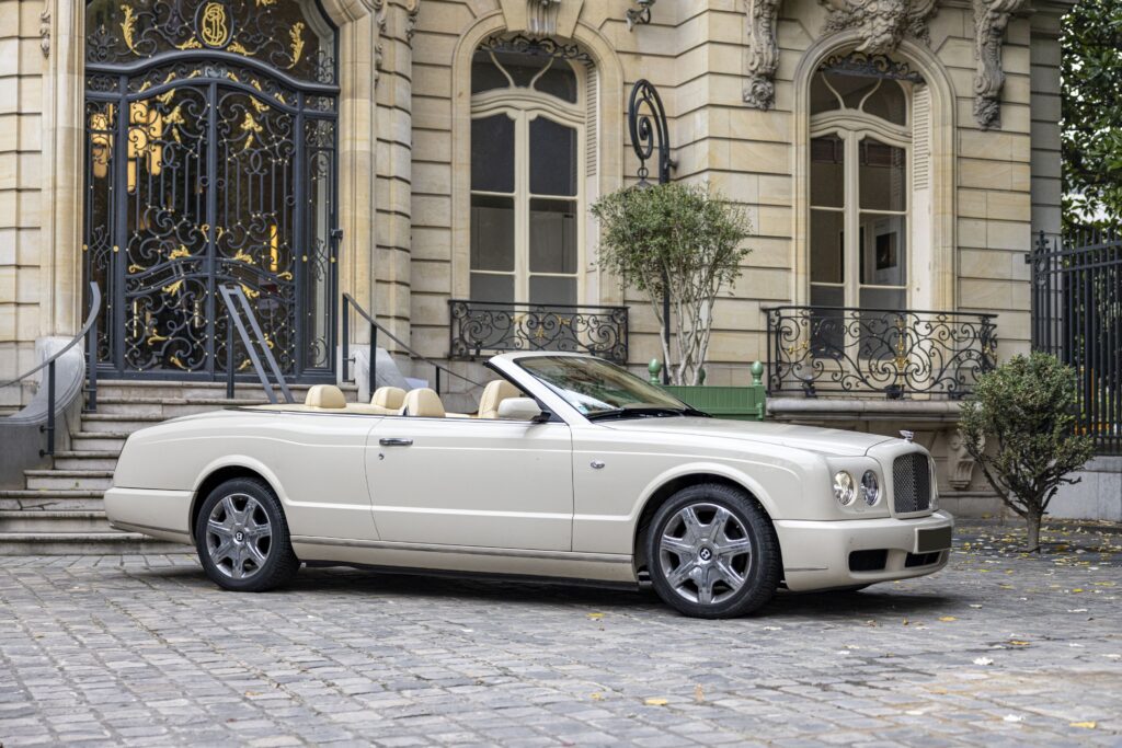 Financement d'une Bentley Azure