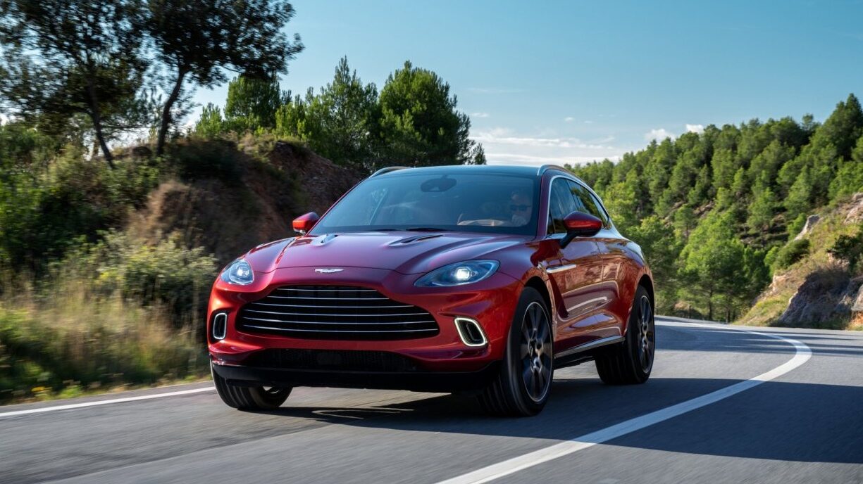 Cofinancement d'une Aston Martin DBX