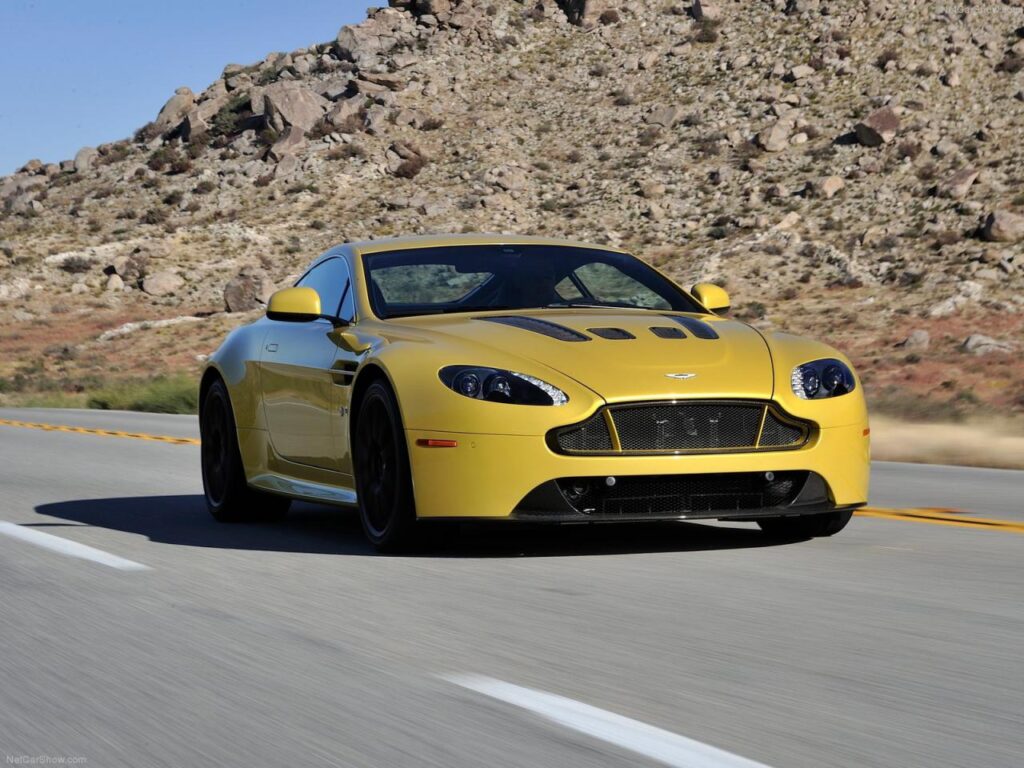 Financement d'une Aston Martin V12 Vantage