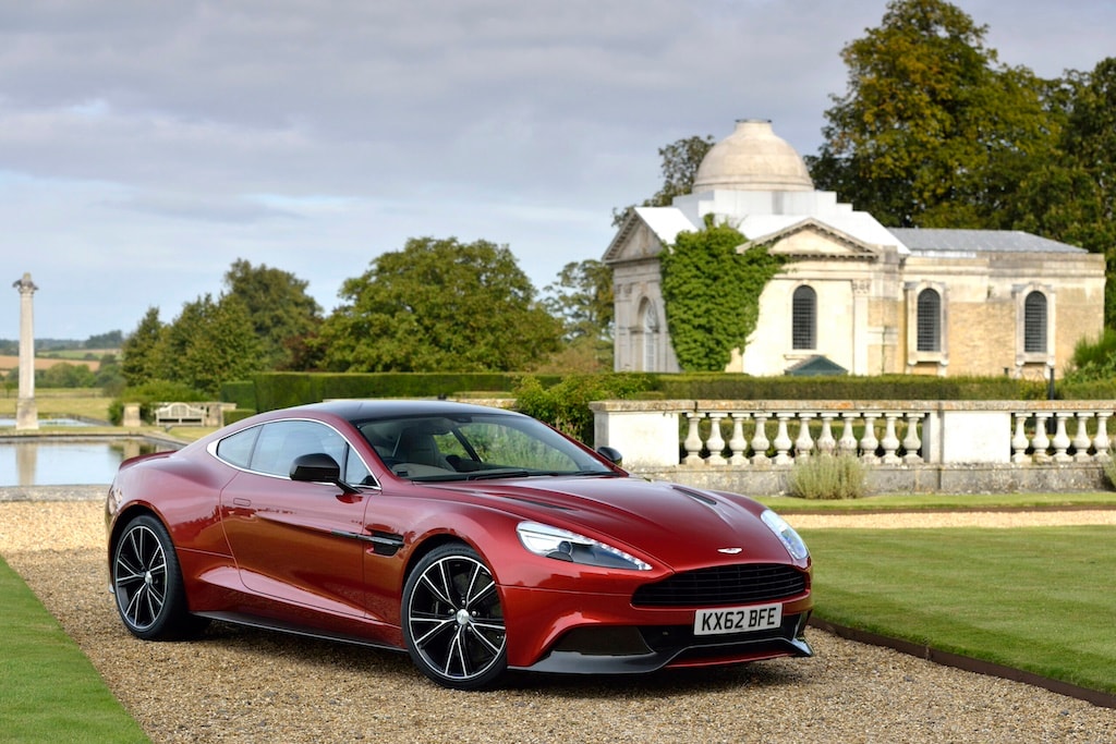 Financement d'une Aston Martin V12 Vanquish