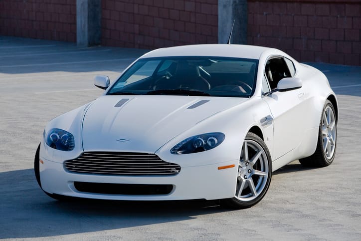 Financement d'une Aston Martin V8 Vantage