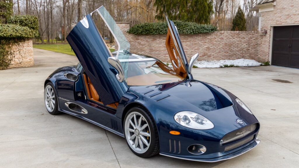 Financement d'une Spyker C8